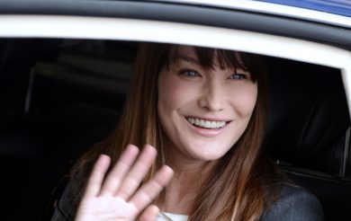 Carla Bruni dice no al femminismo? Noi diciamo no a Carla Bruni
