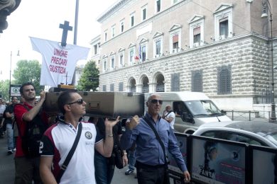 Precari e pubblica amministrazione: chi sono e cosa cambia per loro