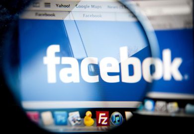 Facebook, addio democrazia?