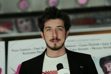 ‘Tutto bene’ di Paolo Ruffini: piccoli Fabio Volo crescono?