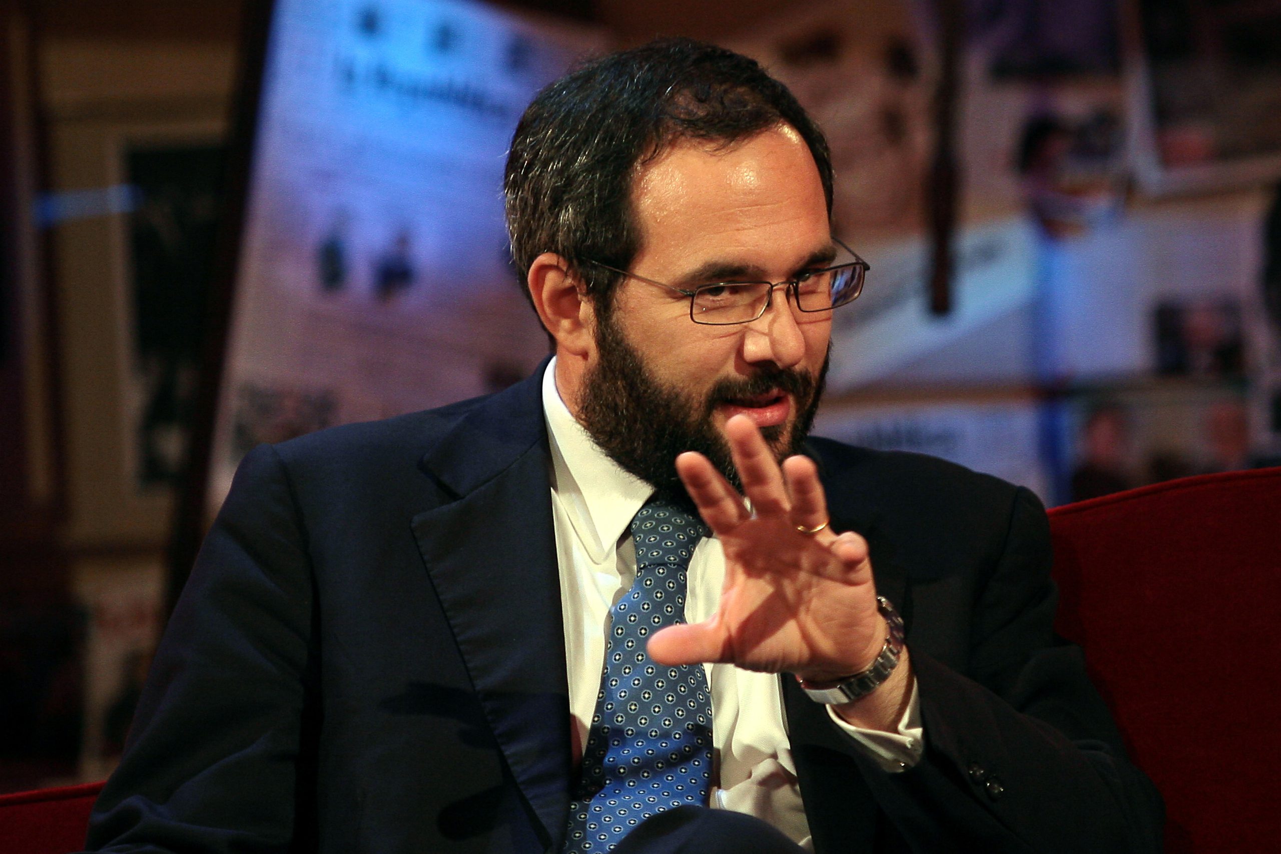 Al candidato Ambrosoli piace vincere facile