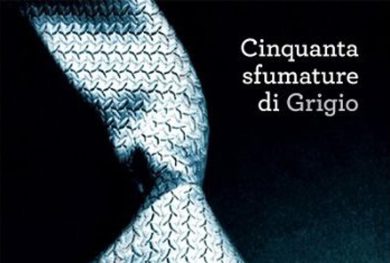 La copertina di ‘Cinquanta sfumature di grigio’ e quelle di tutti gli altri