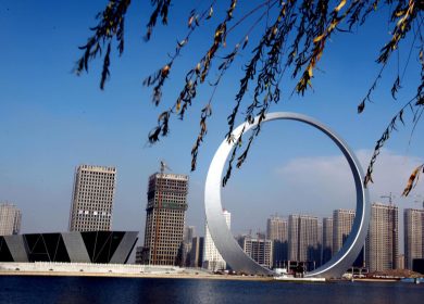 ‘L’anello della vita’ a Fushun, Cina: bello e inutile?