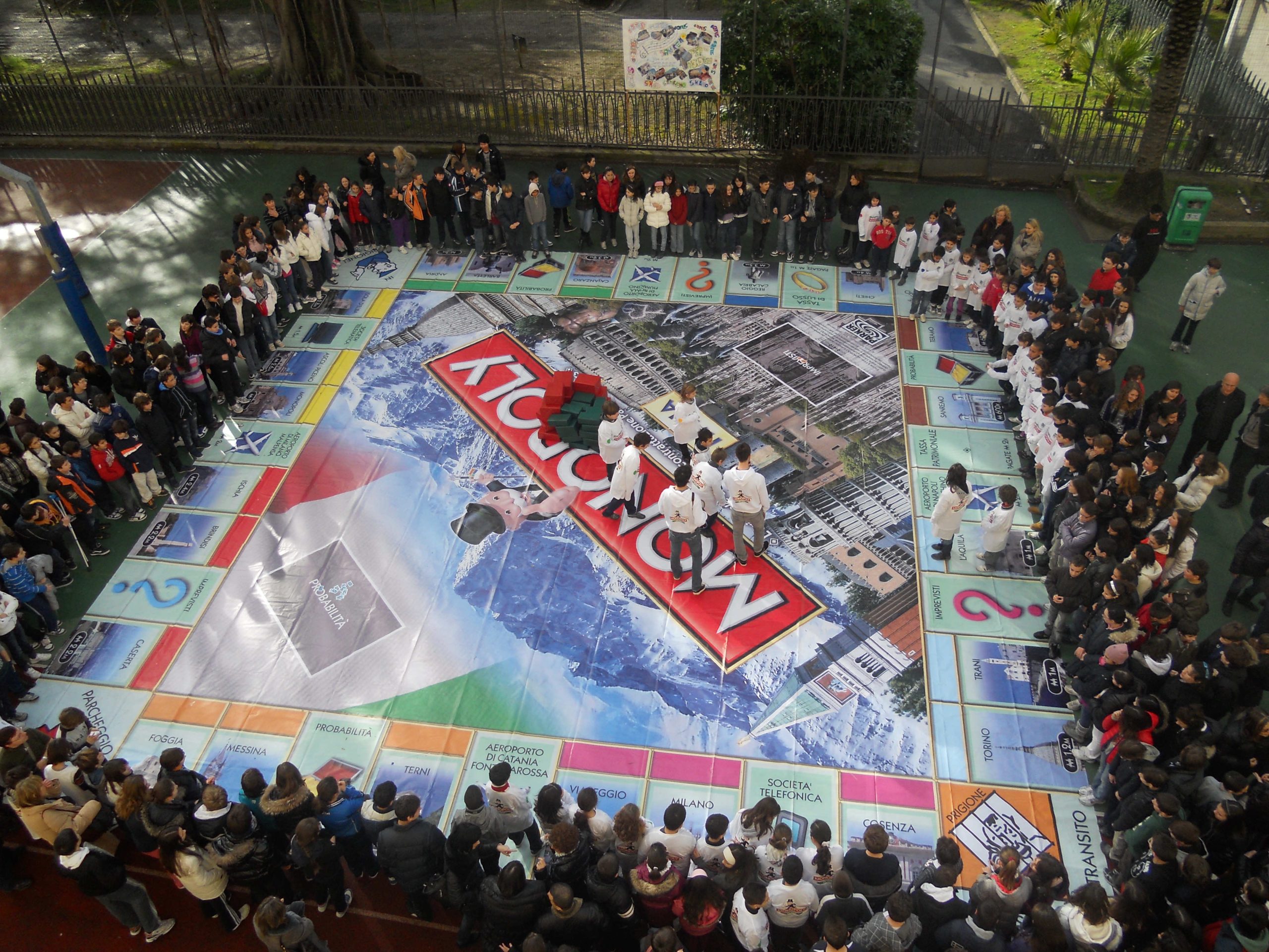 ‘Stasera si gioca’… Per stare insieme ‘Stasera si gioca’… Per stare insieme