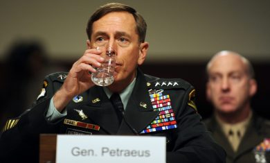 Caso Petraeus: lo scontro su Bengasi