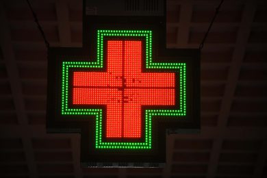 Farmacie, la bellezza vi salverà