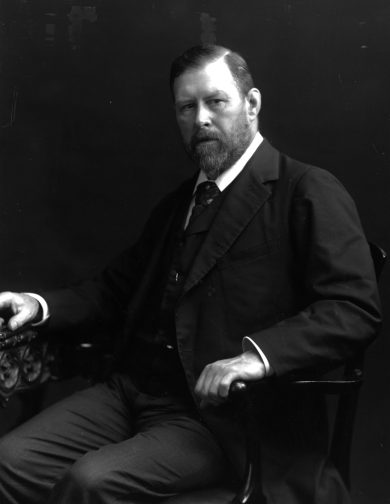 Abraham Stoker, Dracula e tre racconti da non perdere