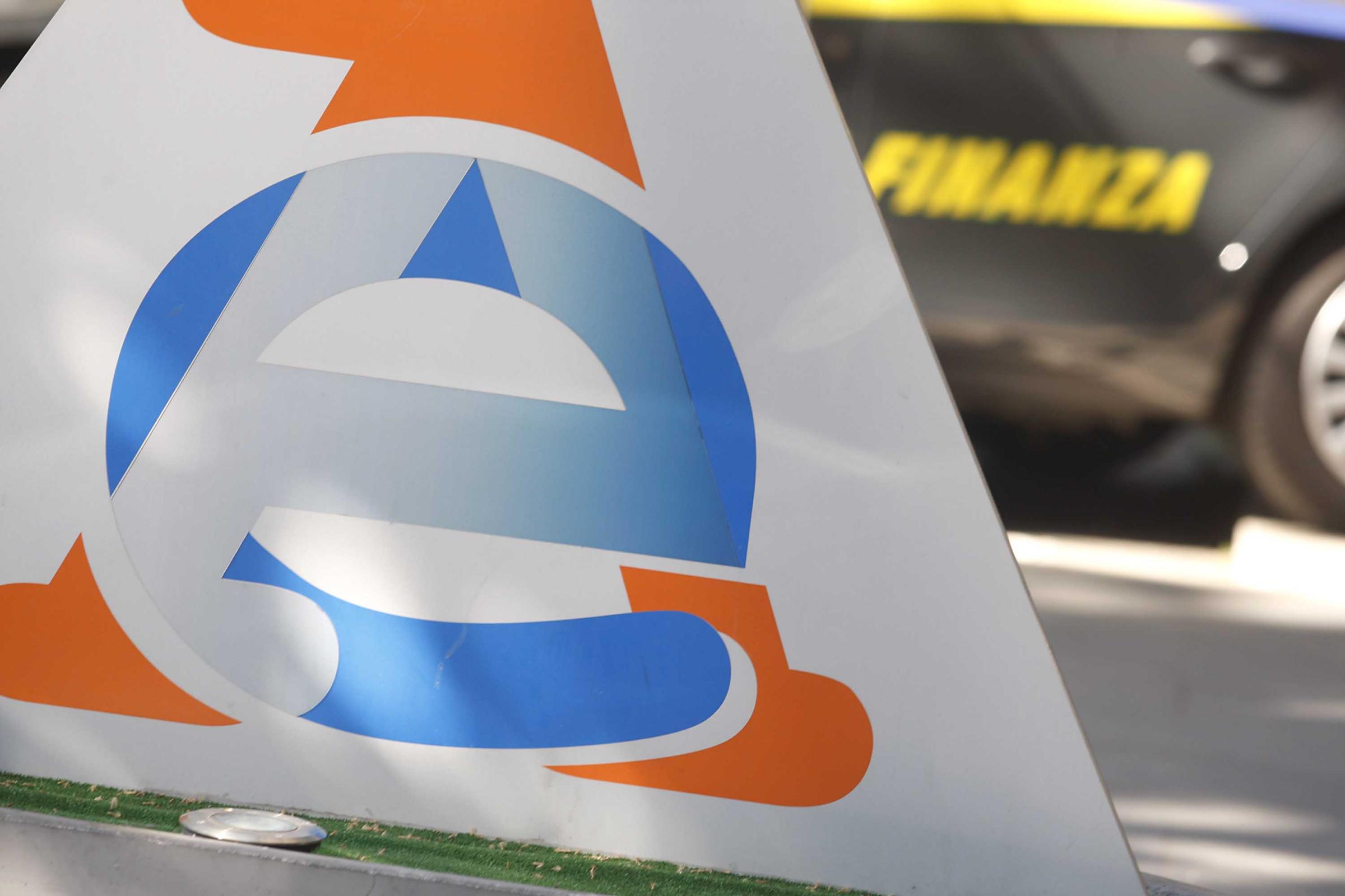 Disoccupazione e recessione fanno bene alle tasse Disoccupazione e recessione fanno bene alle tasse