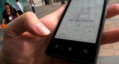 Onyx EINK, il primo smartphone E-Ink ha una settimana di autonomia