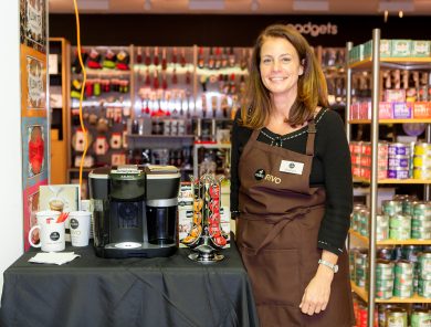 Lavazza con caffé e cialde sfida Starbucks e Nespresso