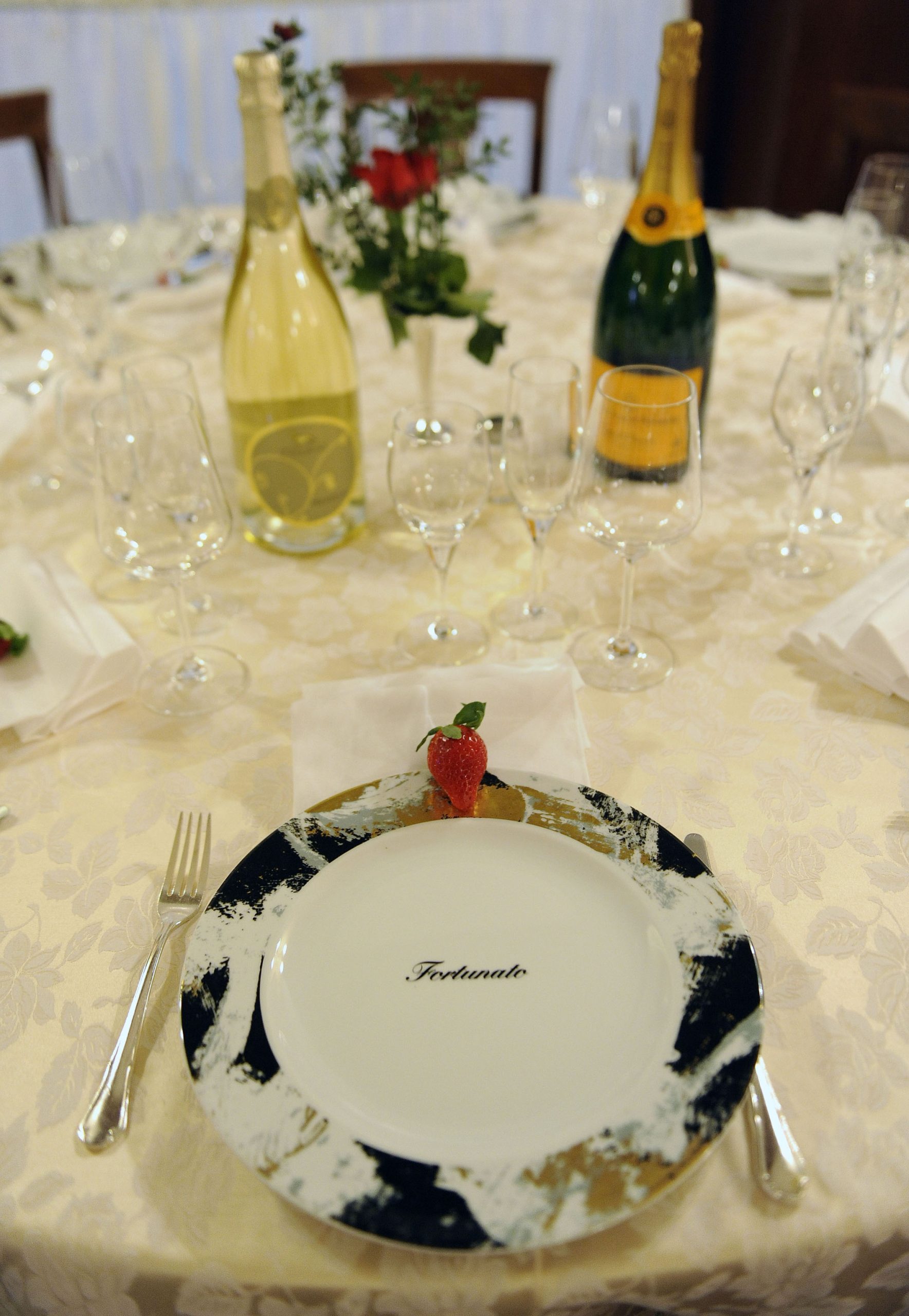 Nel mondo c’è voglia di Champagne (altro che crisi) Nel mondo c’è voglia di Champagne (altro che crisi)