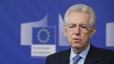 Il Ppe non rompe con Berlusconi