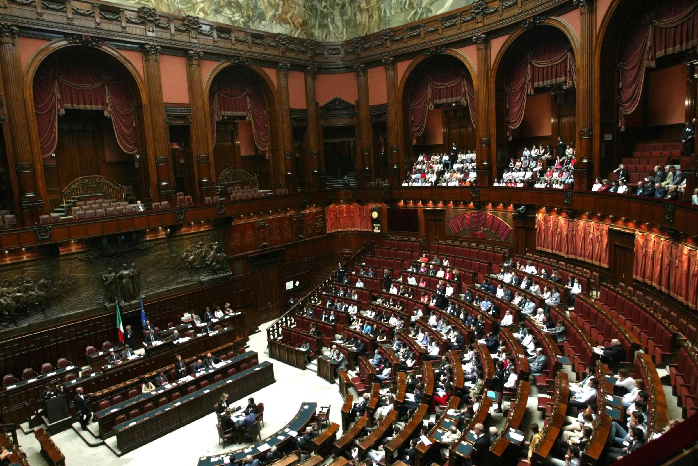 Imu ridotta, pensioni, Rc Auto: le novità della legge di stabilità Imu ridotta, pensioni, Rc Auto: le novità della legge di stabilità