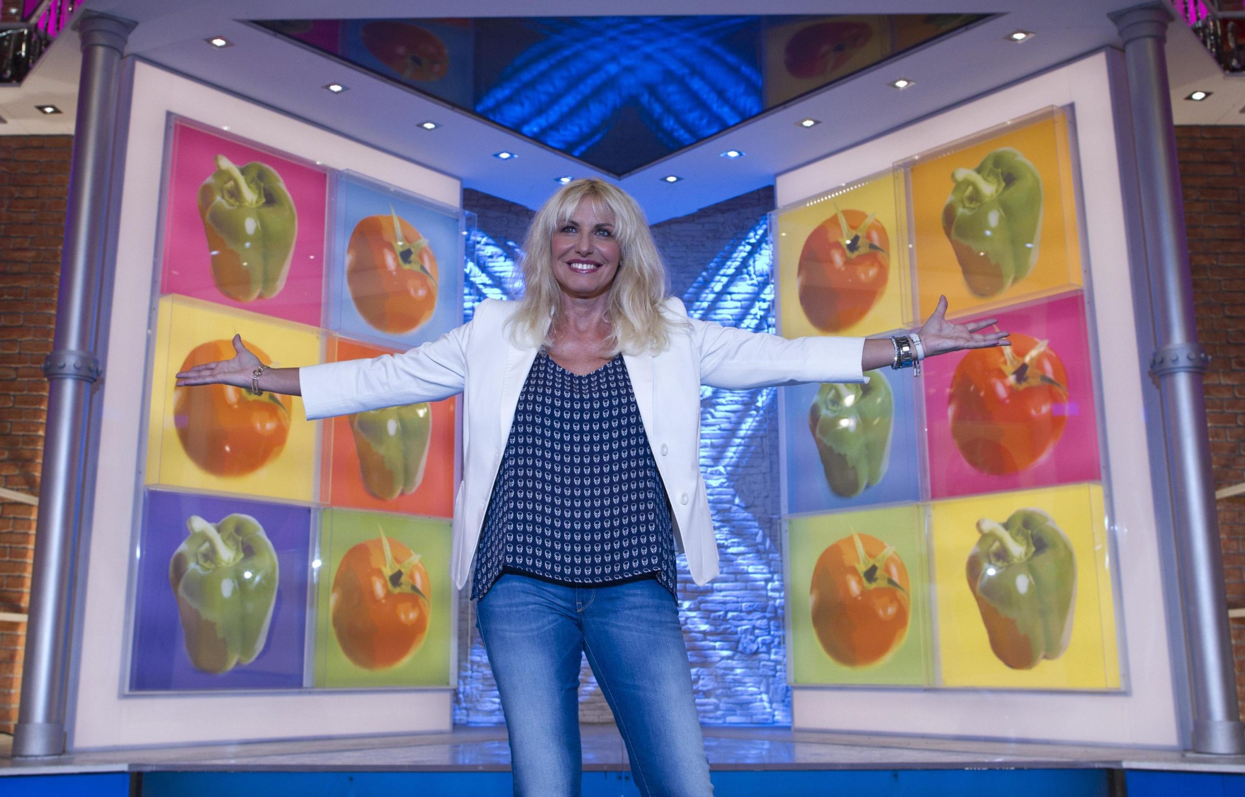 Fornelli scatenati in tv nel periodo natalizio Fornelli scatenati in tv nel periodo natalizio