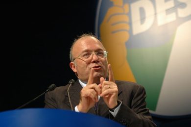 Storace rivuole il Lazio. I suoi: “Boia chi molla”