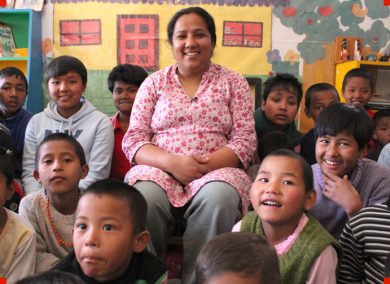 Hero 2012: la CNN sceglie Pushpa, la donna che aiuta i bambini nepalesi a uscire di prigione