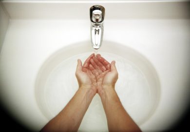 Luce, gas, acqua: in arrivo i rincari