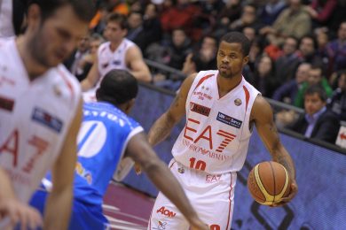 Basket: viaggio nella crisi di Milano