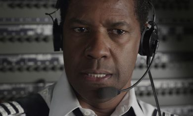 Flight, Denzel Washington pilota magistrale e tormentato