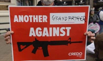 L’ultima teoria della cospirazione: Obama dietro Newtown