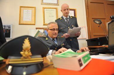 Redditometro, ecco gli scontrini da conservare e quelli da buttare