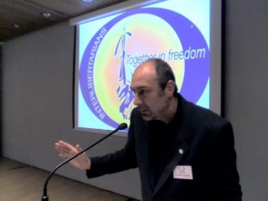 ‘Forza Evasori’, fantasia e libertà al potere