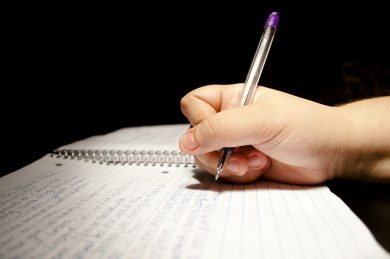 Il touchscreen sta uccidendo la scrittura a mano (ed è un problema)