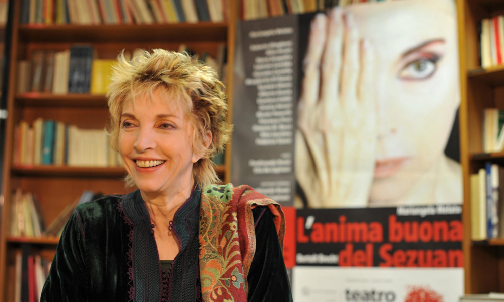 Mariangela Melato, una donna con il sole dentro Mariangela Melato, una donna con il sole dentro