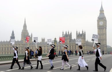 Nel Regno Unito i parlamentari battono cassa