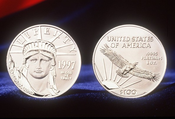 Una supermoneta per ridurre il debito Una supermoneta per ridurre il debito