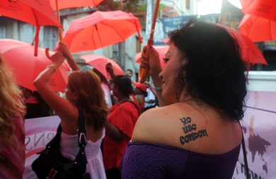 Prostitute a scuola di lingue per i Mondiali 2014