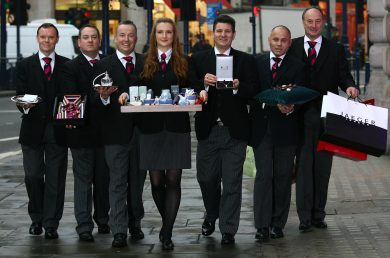 Maggiordomi e tate cercasi, possibilmente italiani