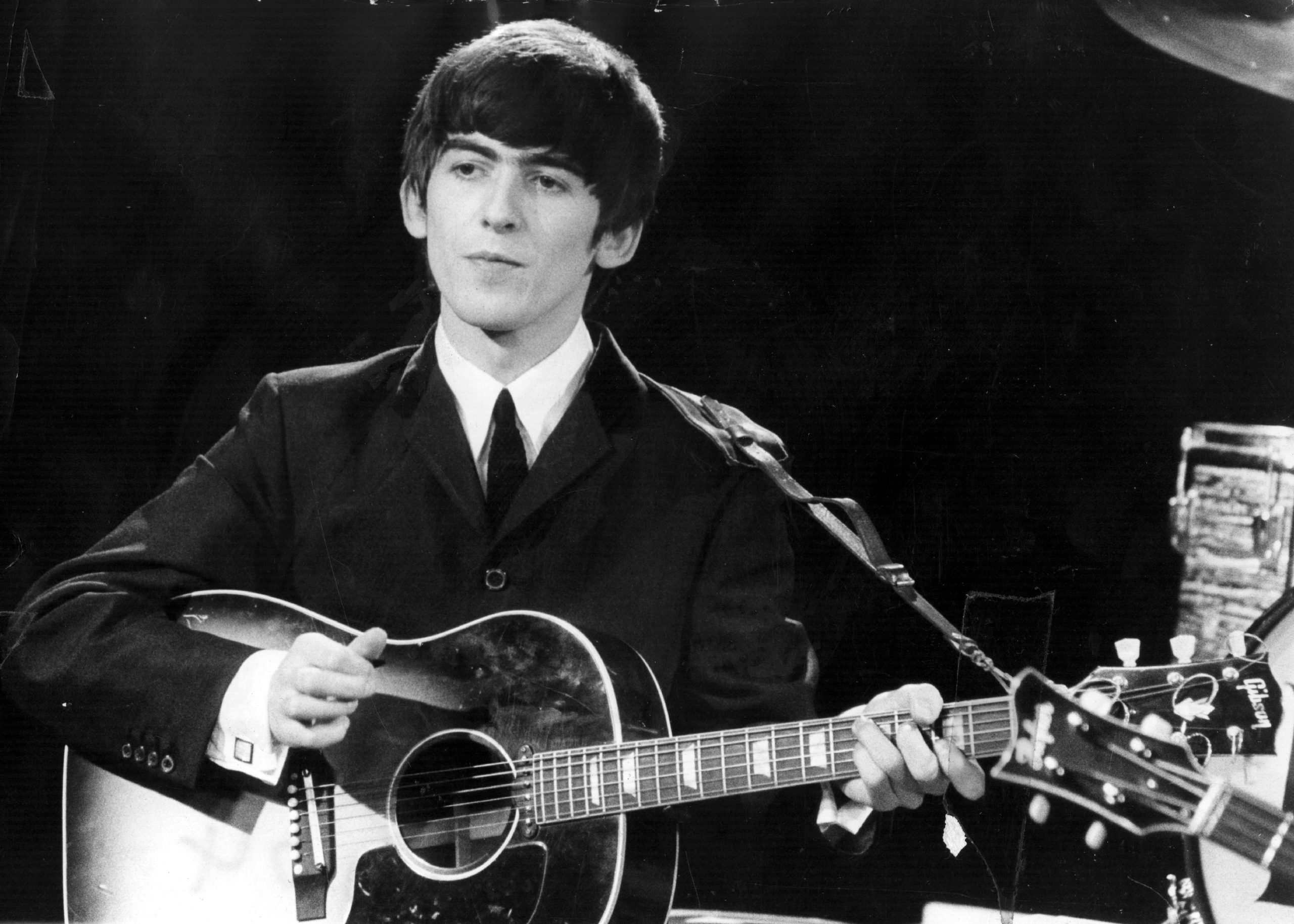 George Harrison: oggi avrebbe compiuto 70 anni George Harrison: oggi avrebbe compiuto 70 anni