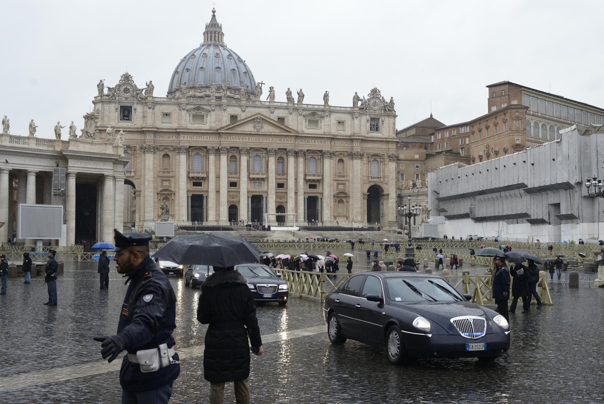 Il Vaticano: ‘Fuori i dossier dal Conclave’ Il Vaticano: ‘Fuori i dossier dal Conclave’