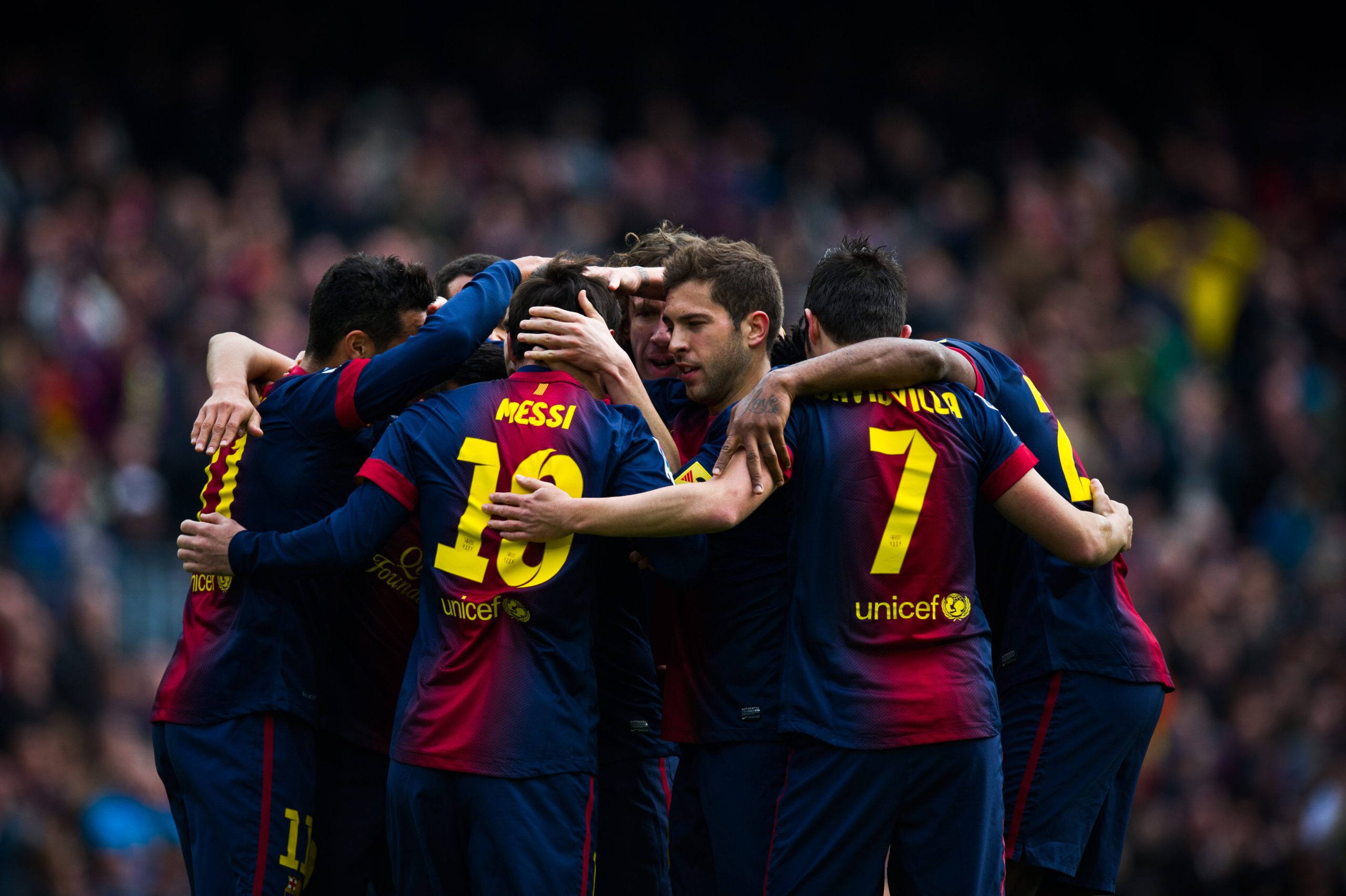 Barca formato Masia: in dieci contro il Milan