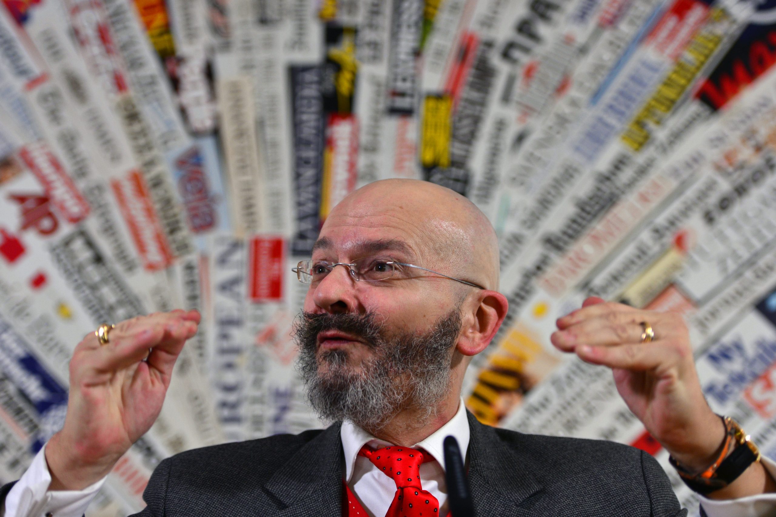 “Giannino? Ma quale master se non ha nemmeno la laurea!”