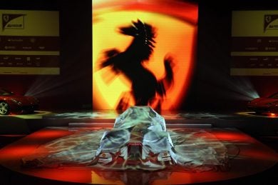 Ferrari festeggia un anno (e un brand) da record