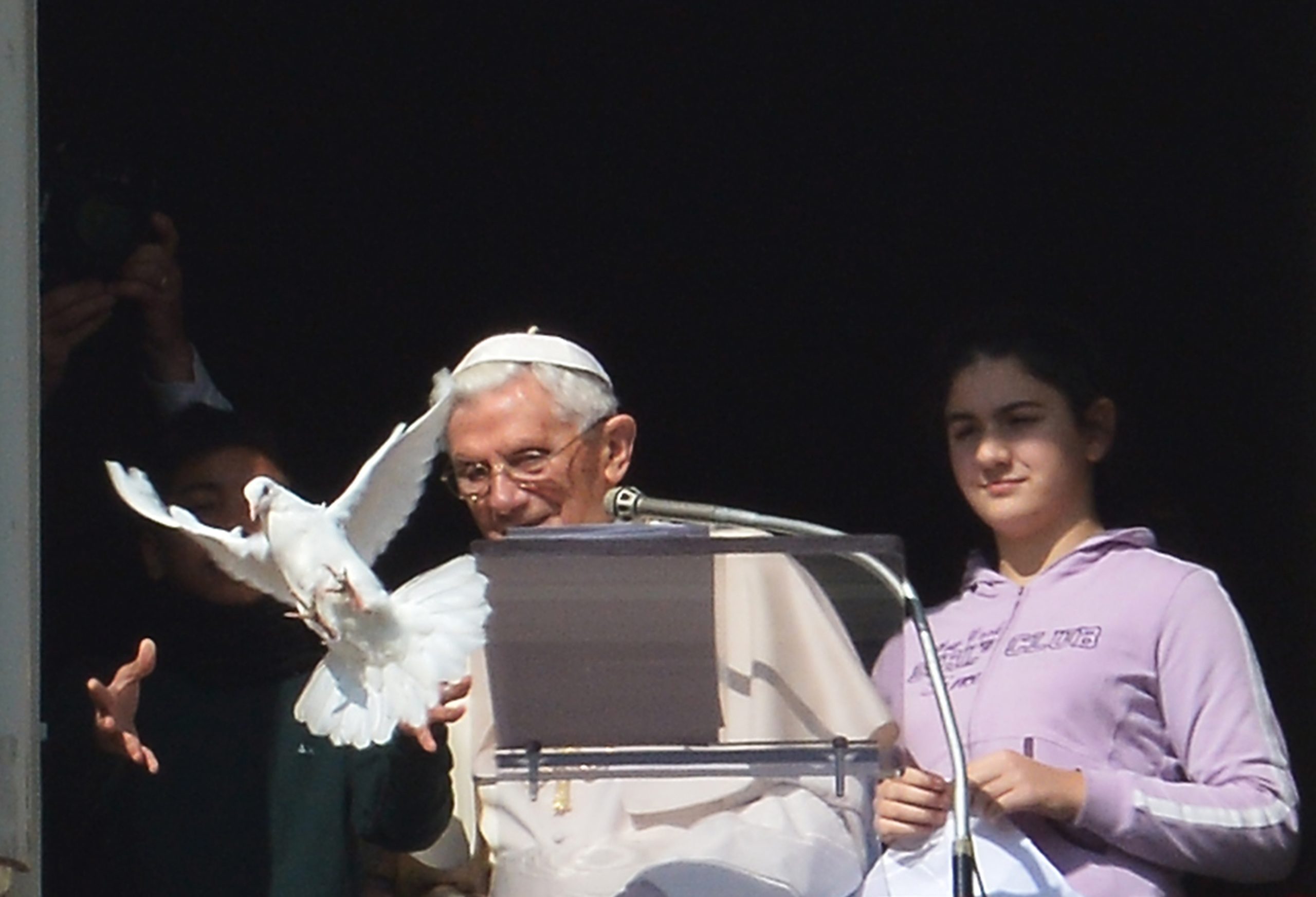 Il Papa ha scelto la voce del silenzio Il Papa ha scelto la voce del silenzio