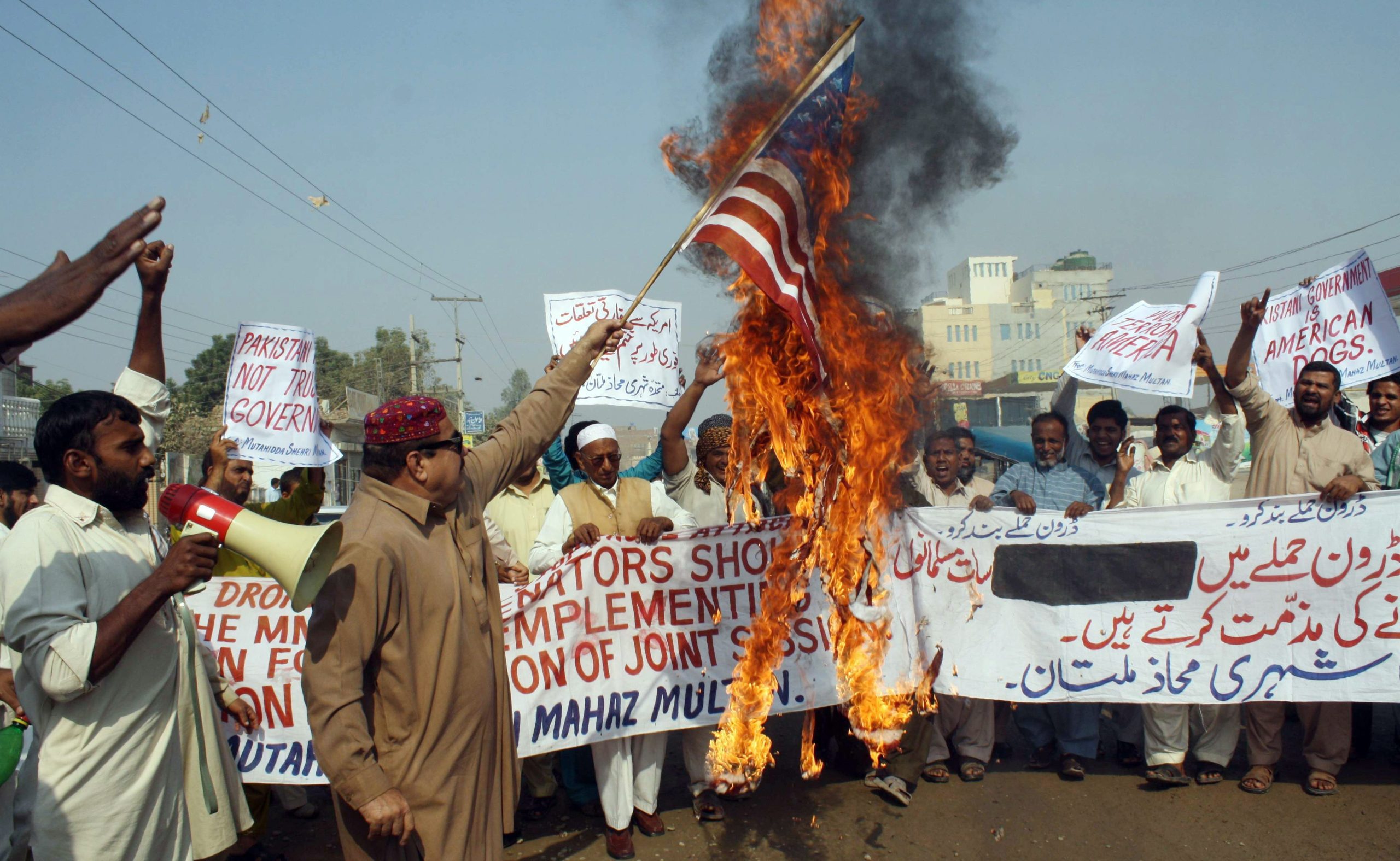 Stati Uniti: se i droni uccidono anche lo stato di diritto Stati Uniti: se i droni uccidono anche lo stato di diritto