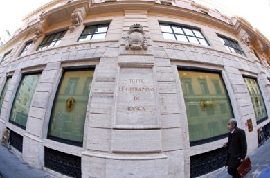 Scandalo Mps, la rivolta dei dipendenti