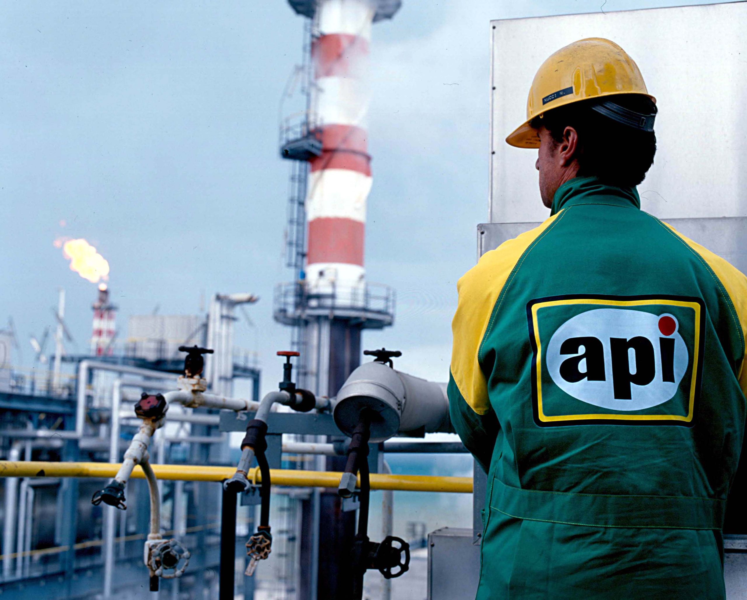 Api spegne la raffineria di Falconara