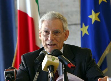 In Transatlantico si pensa al dopo Bersani. E se fosse Onida?