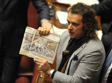 Di Pietro e il tesoretto (15 milioni) dell’Idv