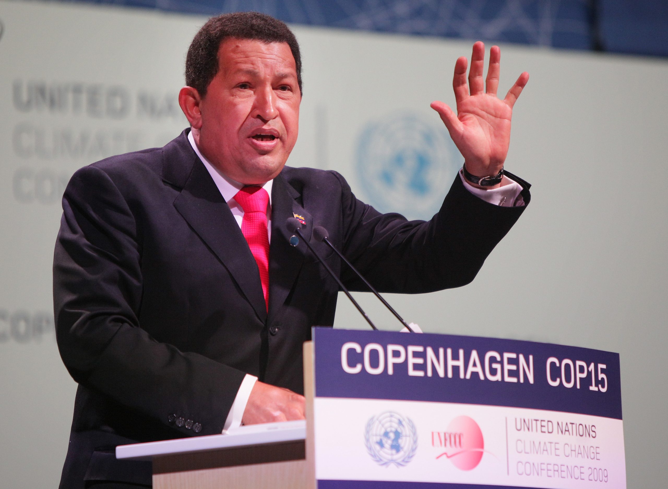 Twitter commenta la morte di Hugo Chavez, presidente cinguettante