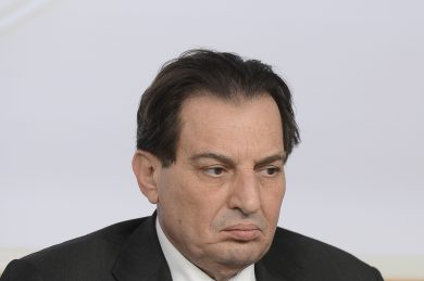 Tagli per tutti, tagliettini per noi