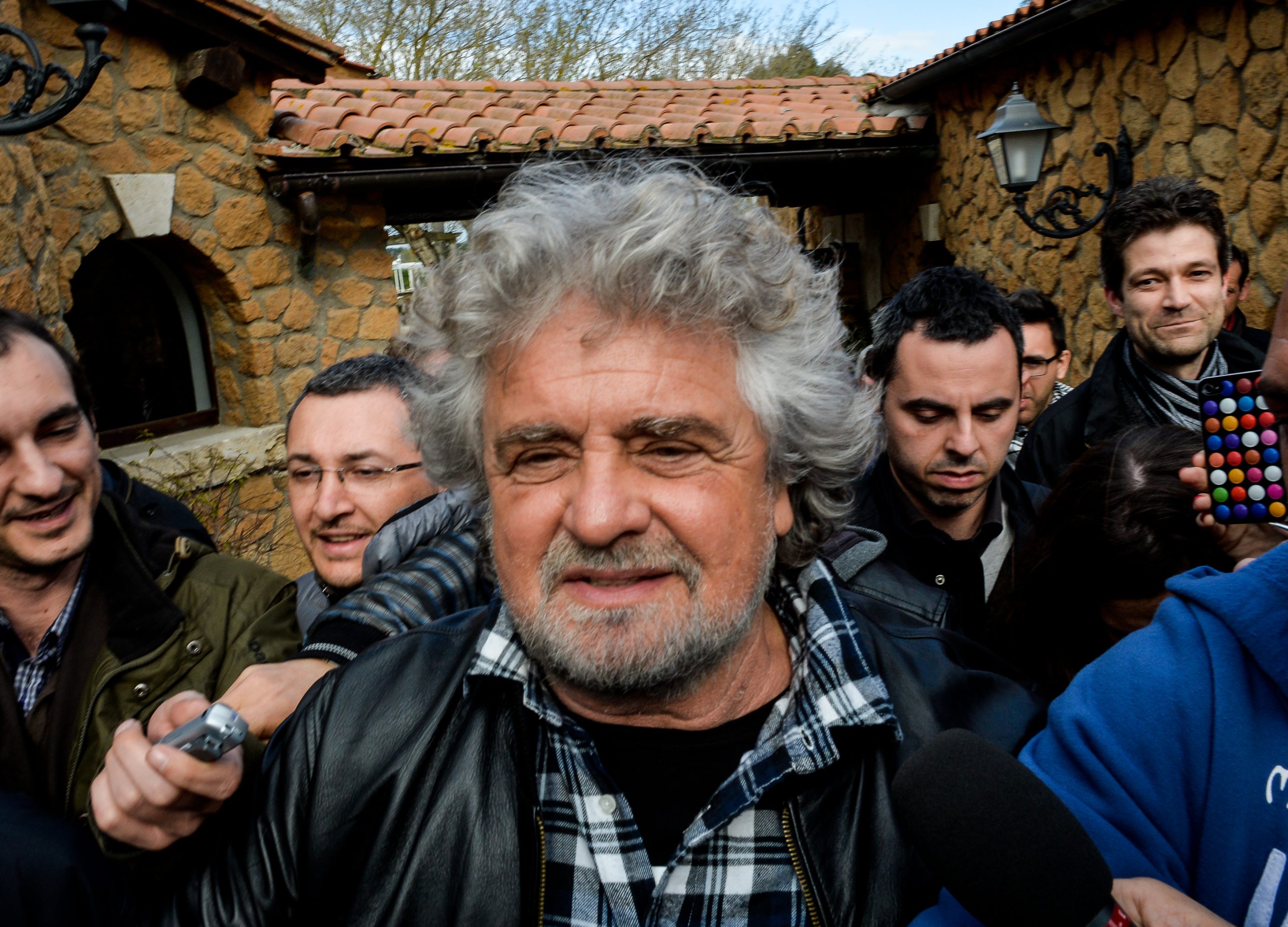 Movimento 5 Stelle: così scompaiono (dal sito) i 571 mila euro raccolti