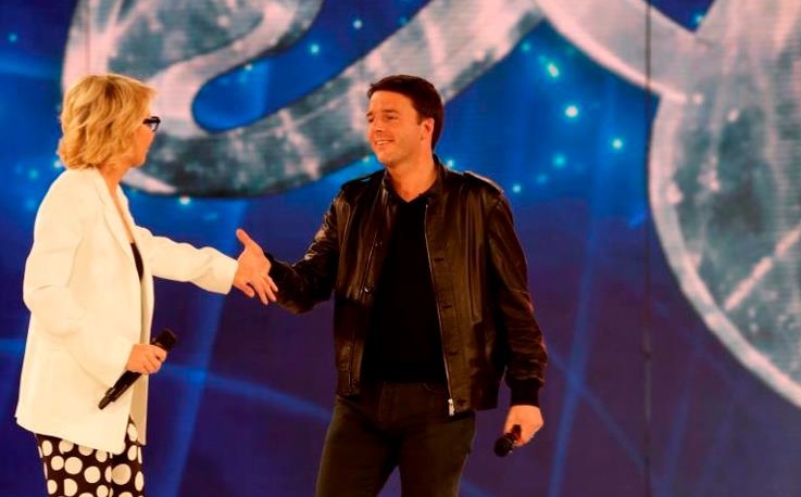 Amici 12: buona la prima del serale con Renzi e Ford Amici 12: buona la prima del serale con Renzi e Ford