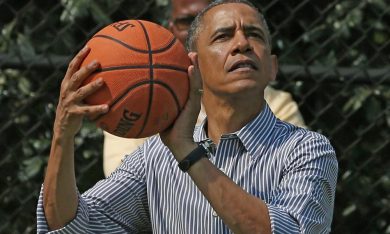 Obama si taglia lo stipendio