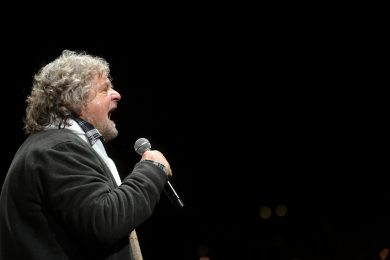Grillo ed i 20 punti contro i dissidenti