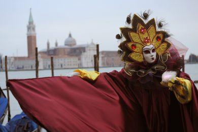 Duchamp Hirst and Penone: a startling new show opens in Venice